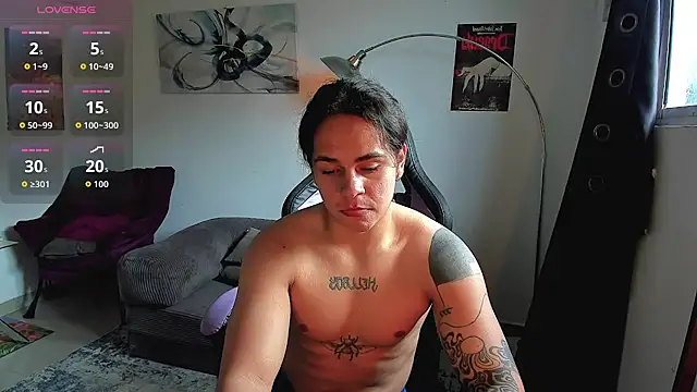 Snapshot of Maximiliano_scoott__ chatting on 18, 4, 2026 Maximiliano scoott online show from 18, 4, 2026