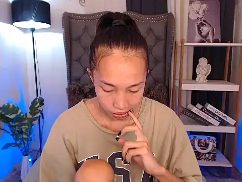 Sweet kittyxx online show from 14, 10, 2025