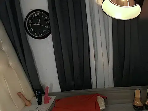 Snapshot of Foxxy_Barbie chatting on 6, 4, 2026 Foxxy Barbie online show from 6, 4, 2026