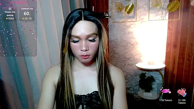 Snapshot of pinay_hugeCockxx chatting on 15, 10, 2025 pinay hugeCockxx online show from 15, 10, 2025