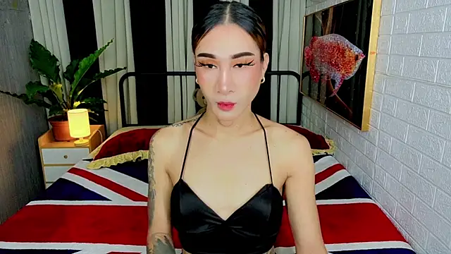 Snapshot of TRANSGODDESSA chatting on 21, 10, 2025 TRANSGODDESSA online show from 21, 10, 2025