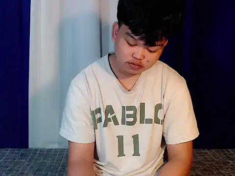 Reynelcock online show from 7, 11, 2025