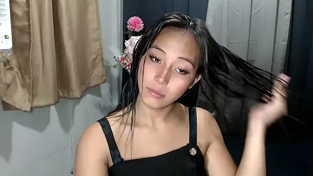 sweetiie caren online show from 24, 10, 2025