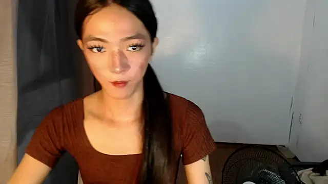 Snapshot of slimladyxoxo chatting on 17, 9, 2025 slimladyxoxo online show from 17, 9, 2025