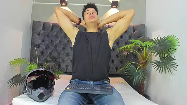 Snapshot of ALAN_REDINGER chatting on 30, 9, 2025 ALAN REDINGER online show from 30, 9, 2025