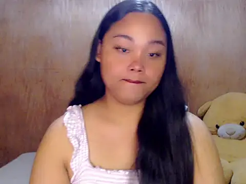 Snapshot of _Lylia chatting on 18, 9, 2025  Lylia online show from 18, 9, 2025