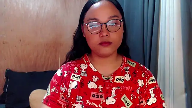 Snapshot of _Lylia chatting on 6, 10, 2025  Lylia online show from 6, 10, 2025