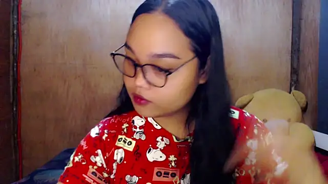 Snapshot of _Lylia chatting on 8, 10, 2025  Lylia online show from 8, 10, 2025