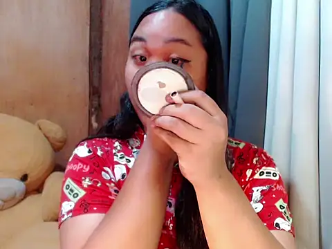 Snapshot of _Lylia chatting on 19, 11, 2025 Lylia online show from 19, 11, 2025