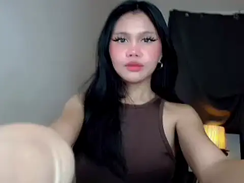 Snapshot of Filipina_milker chatting on 7, 11, 2025 Filipina milker online show from 7, 11, 2025