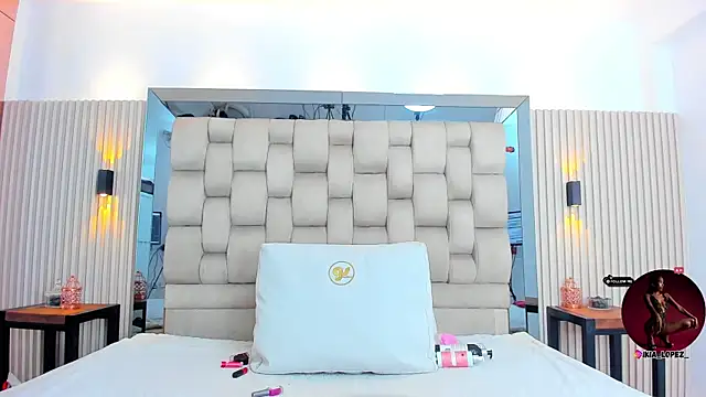 ikia lopez  online show from 16, 10, 2025