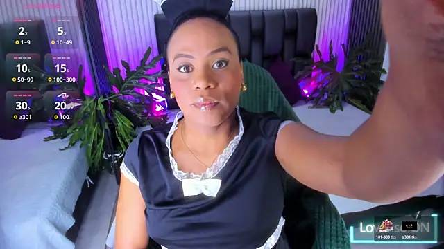 Snapshot of AriebonyBrooke chatting on 24, 10, 2025 AriebonyBrooke online show from 24, 10, 2025