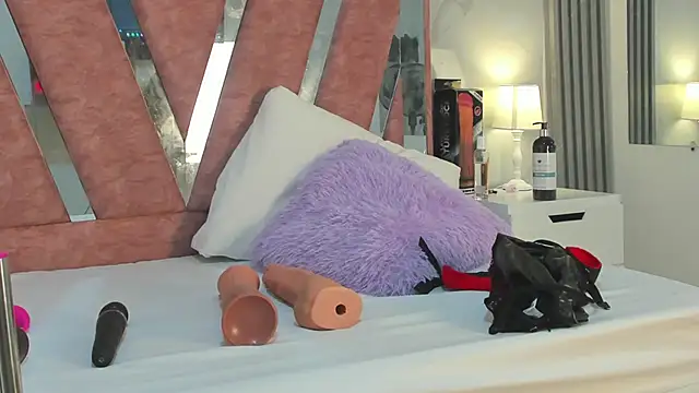 Wonderkloe  online show from 1, 3, 2026