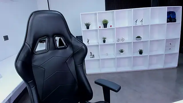 megan bigboobs  online show from 5, 11, 2025