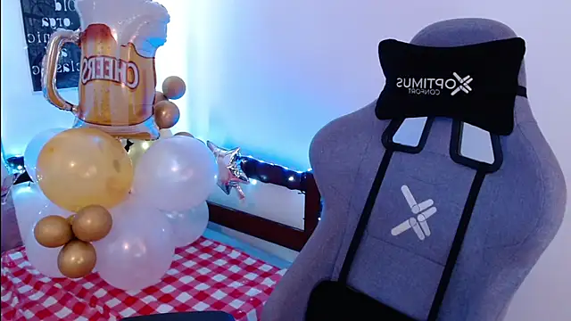 Luna-Gomez online show from 3, 10, 2025