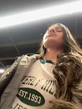 Isabella21  online show from 12, 2, 2026