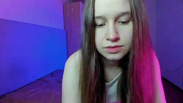 Snapshot of ssunnshinne__ chatting on 11, 10, 2025 ssunnshinne online show from 11, 10, 2025