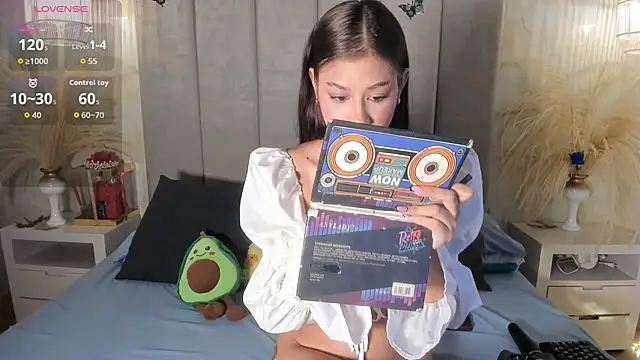 leaahcashh online show from 14, 9, 2025