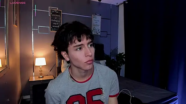 Christopher 77 online show from 1, 10, 2025