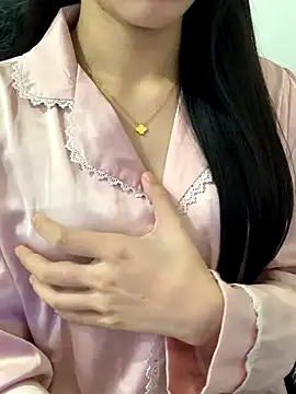 Snapshot of JennyQueen18 chatting on 20, 11, 2025 JennyQueen18 online show from 20, 11, 2025