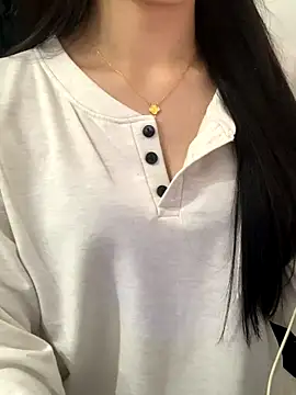 Snapshot of JennyQueen18 chatting on 27, 11, 2025 JennyQueen18 online show from 27, 11, 2025