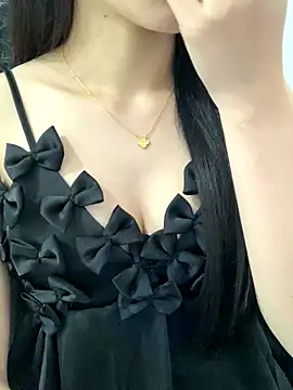 Snapshot of JennyQueen18 chatting on 5, 12, 2025 JennyQueen18 online show from 5, 12, 2025