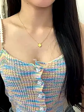 Snapshot of JennyQueen18 chatting on 23, 12, 2025 JennyQueen18 online show from 23, 12, 2025