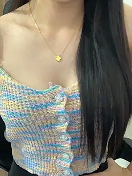 Snapshot of JennyQueen18 chatting on 11, 4, 2026 JennyQueen18 online show from 11, 4, 2026