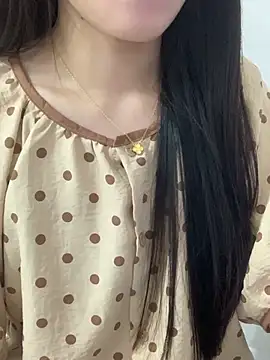 Snapshot of JennyQueen18 chatting on 15, 4, 2026 JennyQueen18 online show from 15, 4, 2026