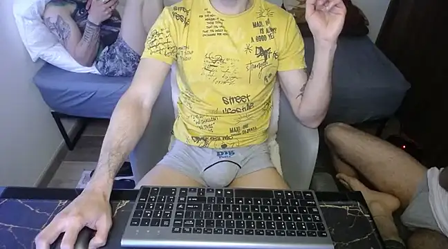 bossking017 online show from 15, 1, 2025