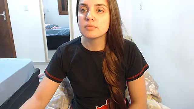 Snapshot of angell_apolo chatting on 18, 10, 2025 angell apolo online show from 18, 10, 2025