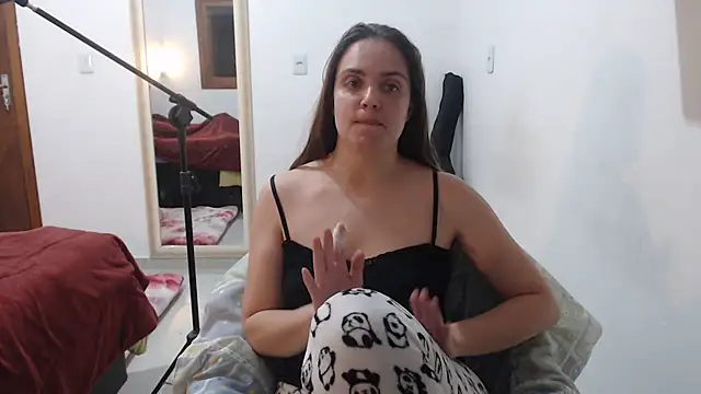 Snapshot of angell_apolo chatting on 31, 10, 2025 angell apolo online show from 31, 10, 2025