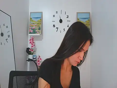 anne smithe online show from 5, 11, 2025