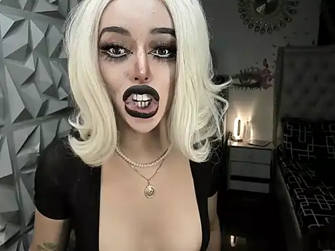 Snapshot of janecomander chatting on 5, 3, 2026 janecomander online show from 5, 3, 2026