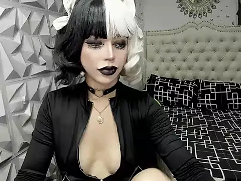 Snapshot of janecomander chatting on 11, 4, 2026 janecomander online show from 11, 4, 2026