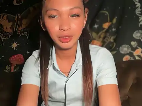 Snapshot of Simi_Ipit chatting on 11, 2, 2026 Simi Ipit online show from 11, 2, 2026