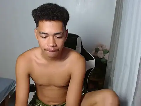 curlyasian njxx online show from 9, 5, 2026