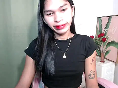 sexloverxxz online show from 10, 10, 2025