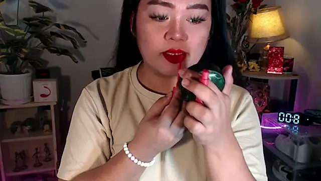 YourSweet-mich online show from 26, 10, 2025