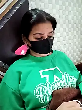 Snapshot of Hot_Jaanvi_ chatting on 12, 11, 2025 Hot Jaanvi online show from 12, 11, 2025