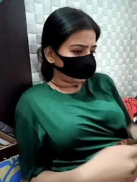 Snapshot of Hot_Jaanvi_ chatting on 18, 11, 2025 Hot Jaanvi online show from 18, 11, 2025