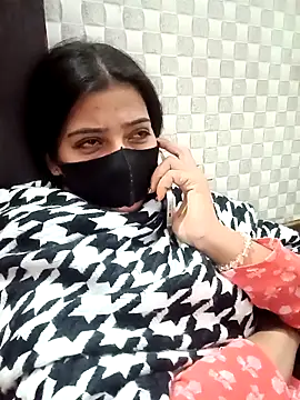 Snapshot of Hot_Jaanvi_ chatting on 23, 11, 2025 Hot Jaanvi online show from 23, 11, 2025