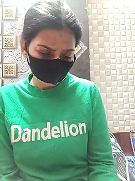 Snapshot of Hot_Jaanvi_ chatting on 19, 12, 2025 Hot Jaanvi online show from 19, 12, 2025