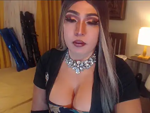 Snapshot of SamanthaAlmazora chatting on 1, 10, 2025 SamanthaAlmazora online show from 1, 10, 2025