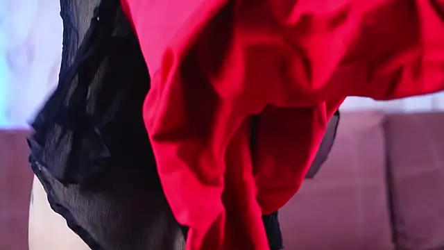 Snapshot of sukie_spooky chatting on 13, 10, 2025 sukie spooky online show from 13, 10, 2025