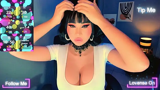 TriciaCumLoader online show from 18, 11, 2025