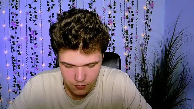 lucas long  online show from 21, 9, 2025