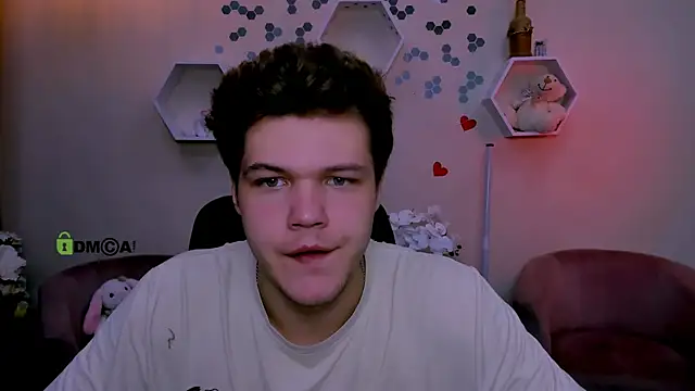 lucas long  online show from 27, 9, 2025