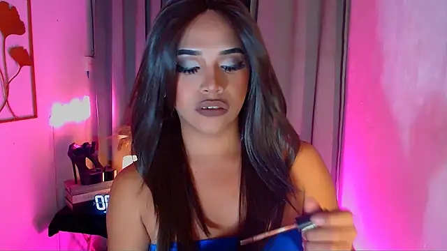 Lorainnelustts online show from 5, 2, 2026