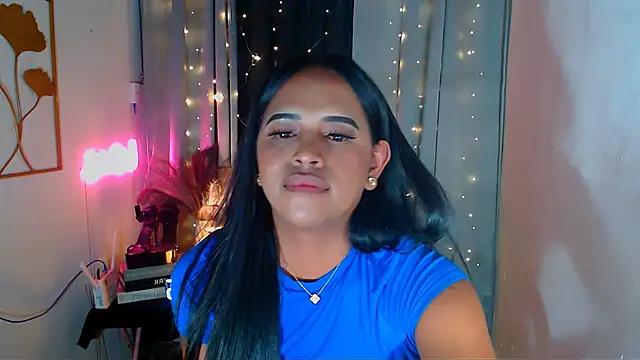 Lorainnelustts online show from 23, 2, 2026